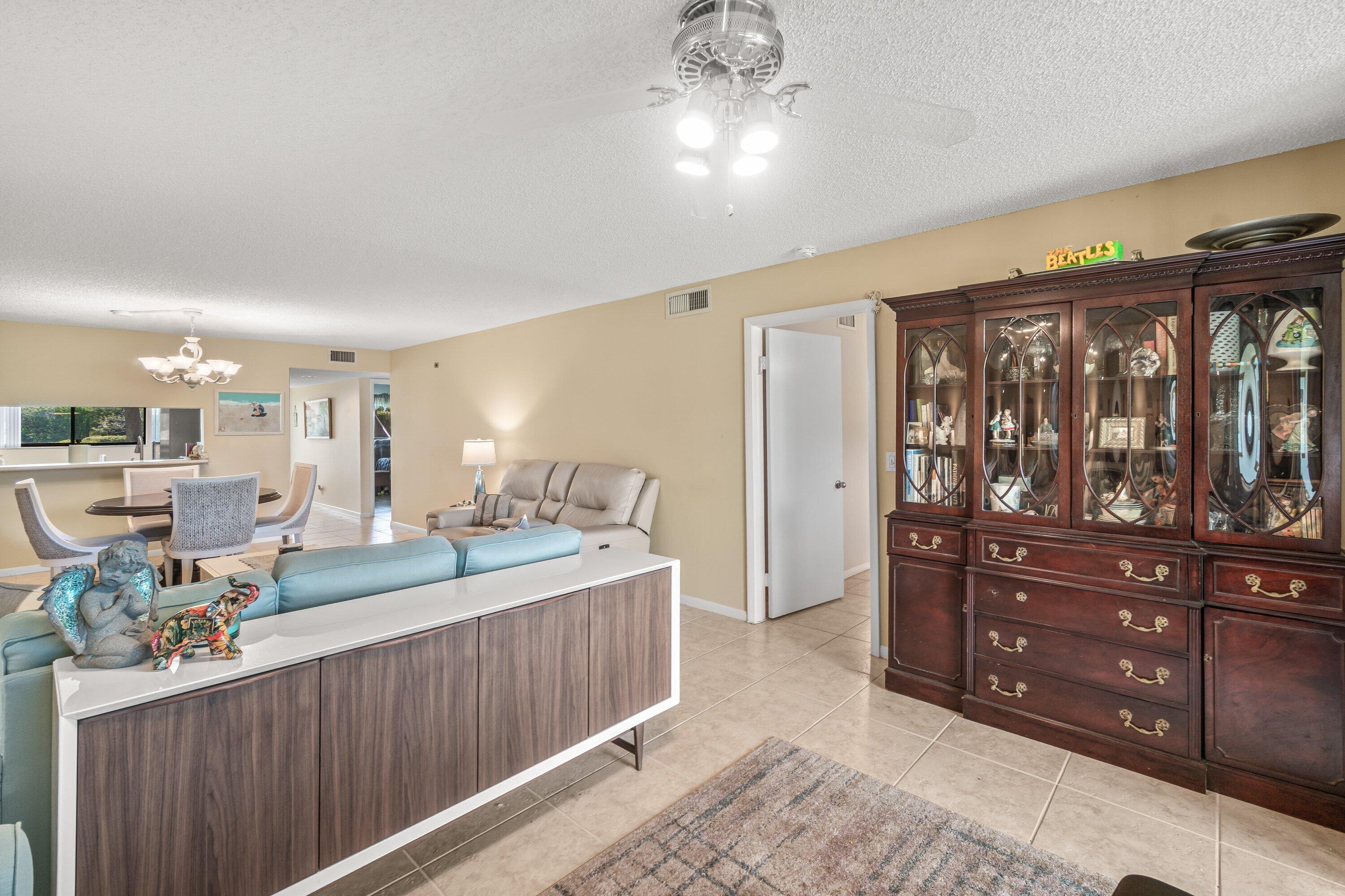LAKES OF DELRAY - Residential
