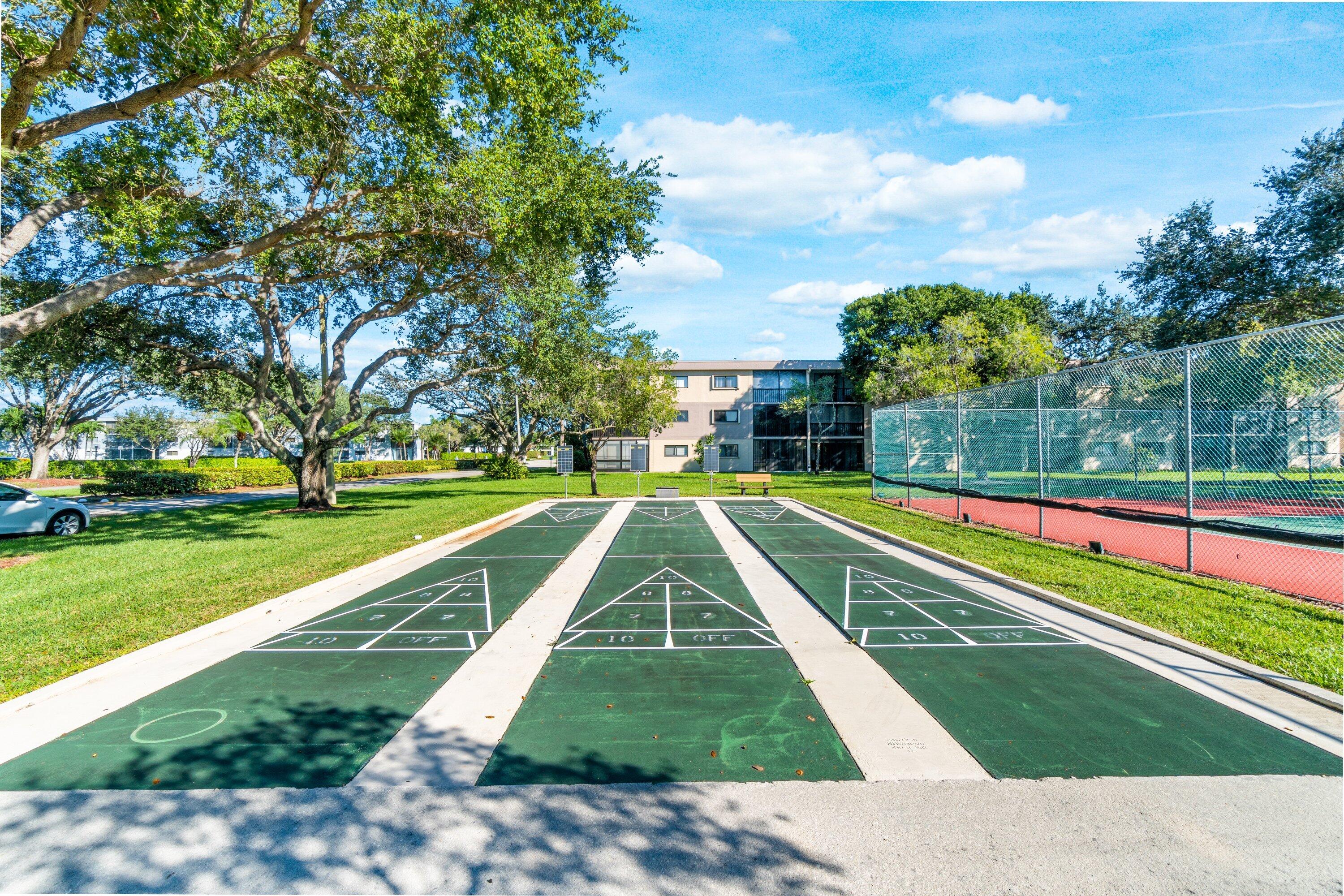 LAKES OF DELRAY - Residential