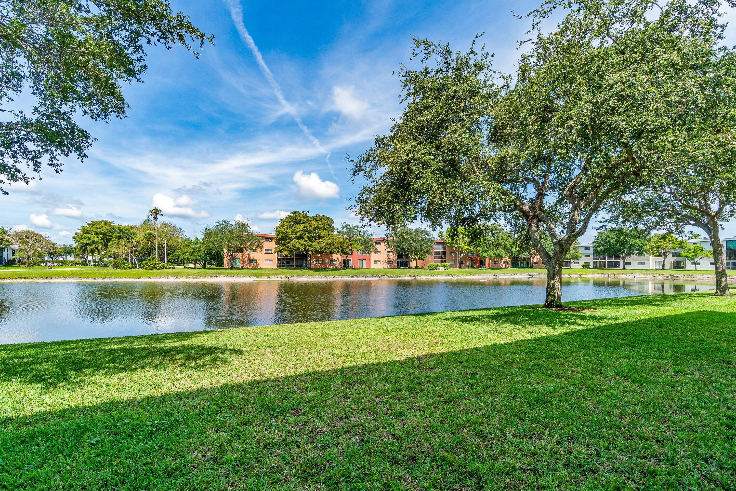 LAKES OF DELRAY - Residential