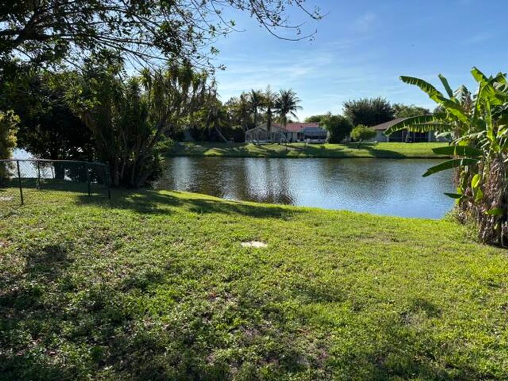 Photo of 12706 Westhampton Circle, Wellington, FL 33414 (MLS # B26025515)