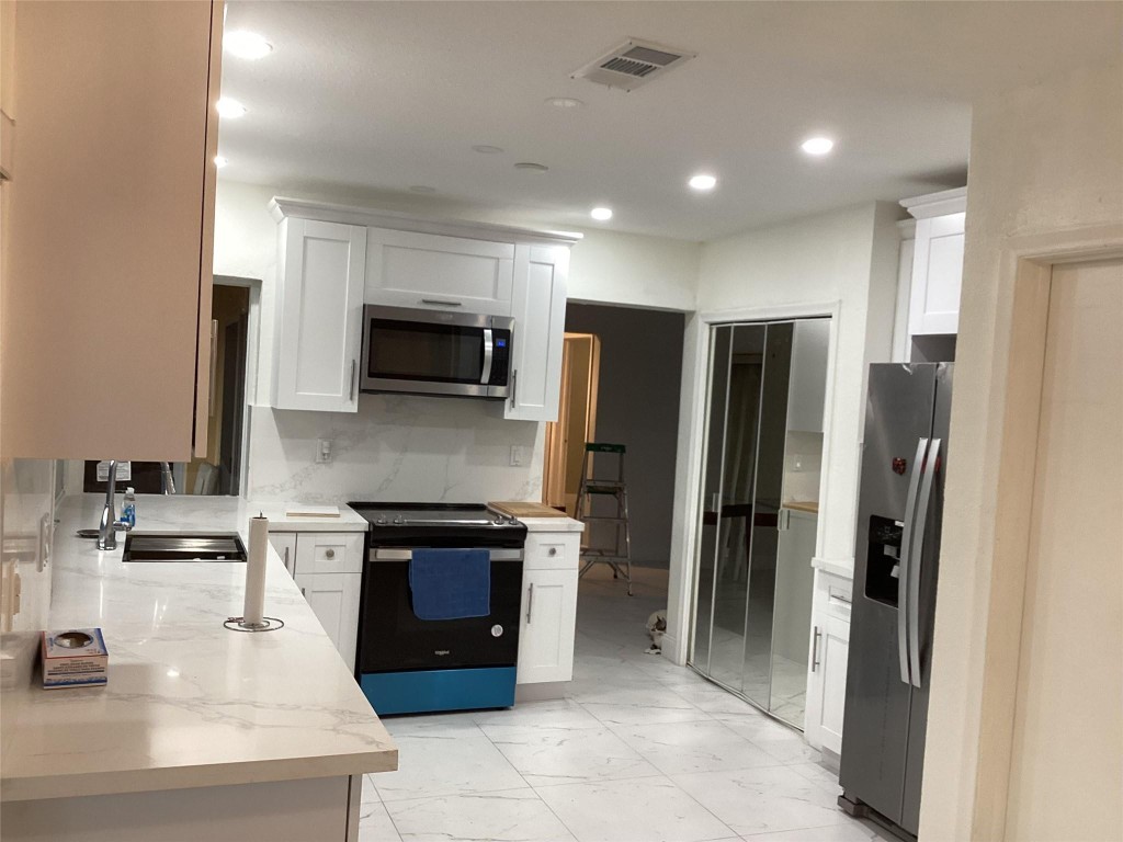 Sunrise Golf Village Sec - Residential