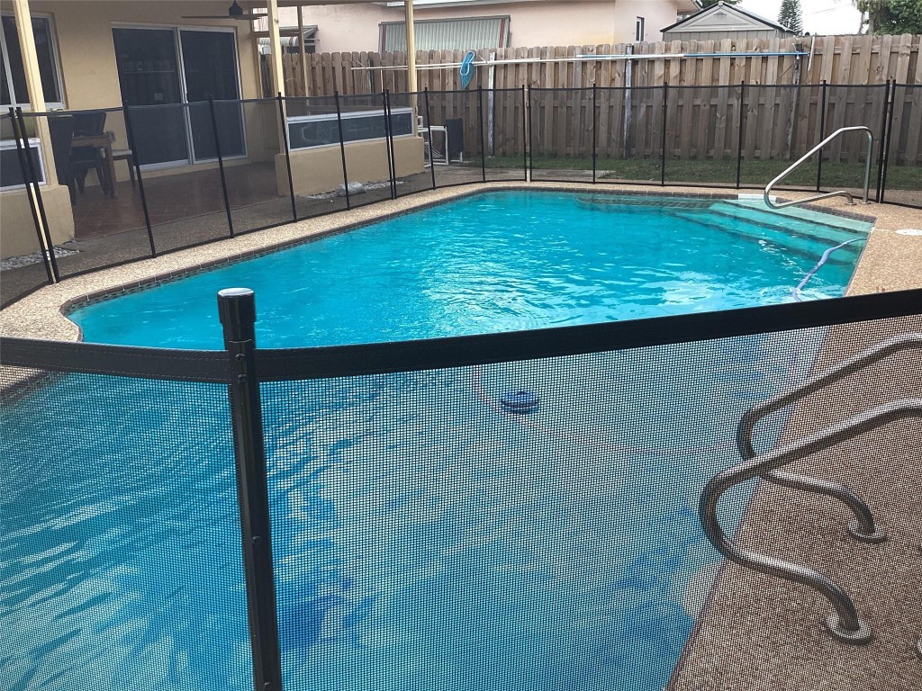 Sunrise Golf Village Sec - Residential