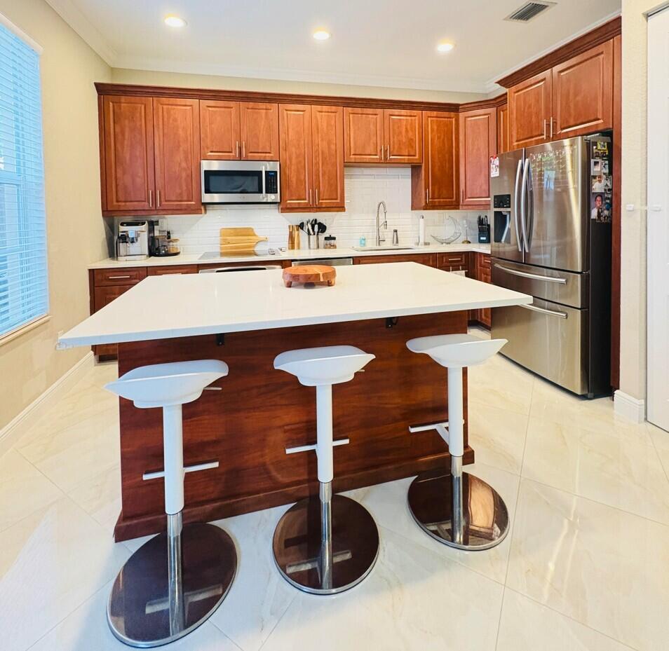 HILLSBORO ASSOCIATES PLAT - Residential Lease