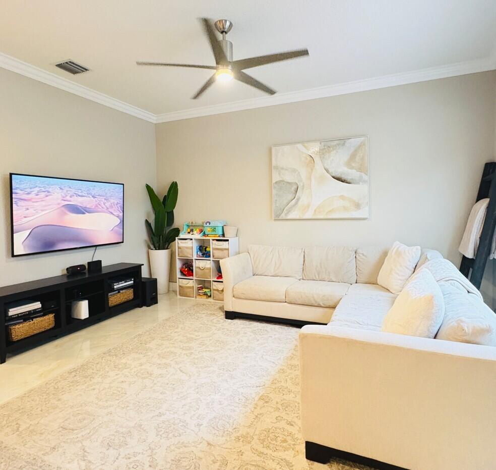 HILLSBORO ASSOCIATES PLAT - Residential Lease