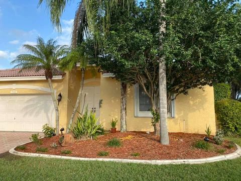 7842 NW 77 Avenue Tamarac FL 33321