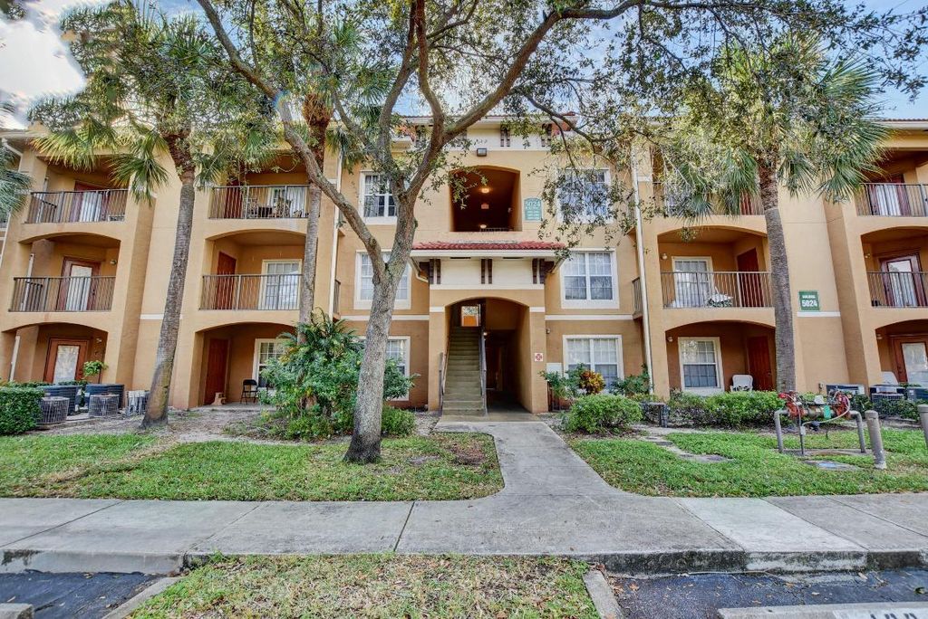 Photo of 5024 Lantana Road #3206, Lake Worth, FL 33463 (MLS # R11137500)