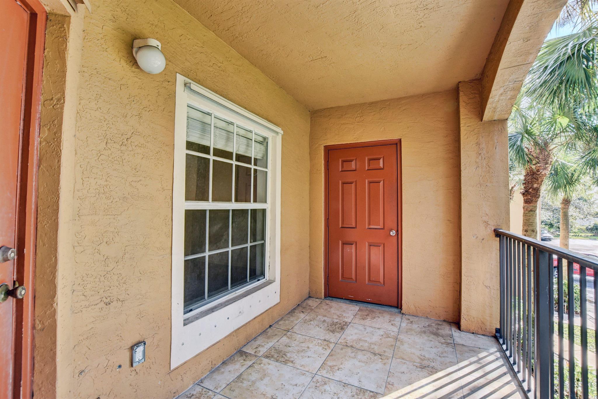 COURTNEY PARK - Residential Lease