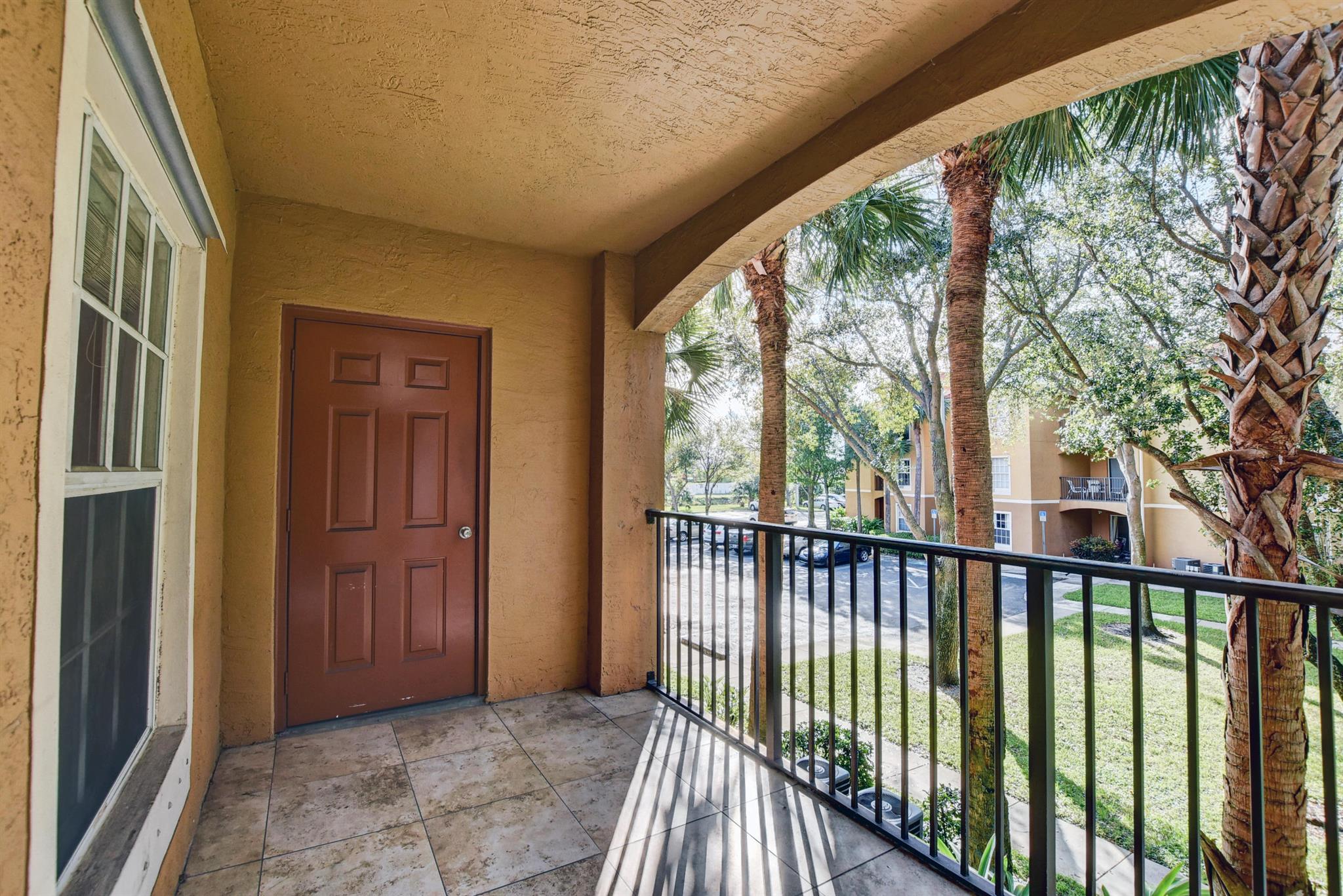 COURTNEY PARK - Residential Lease