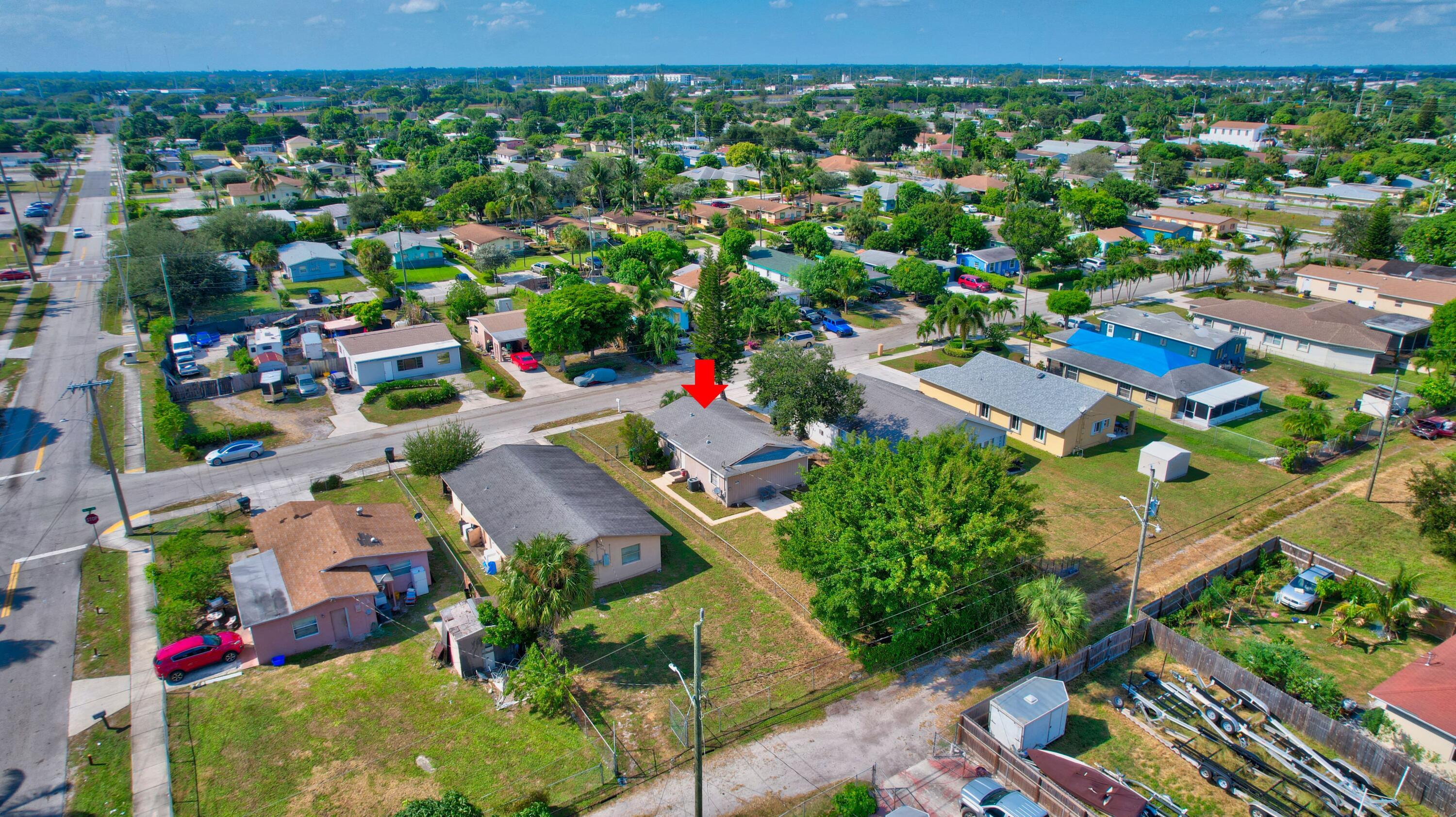 237 SW 11th Avenue
