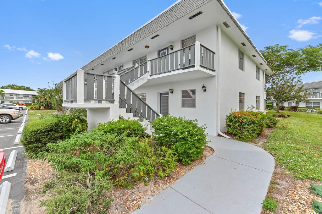 Photo of 2929 SE Ocean Boulevard #133-6, Stuart, FL 34996 (MLS # R11032474)