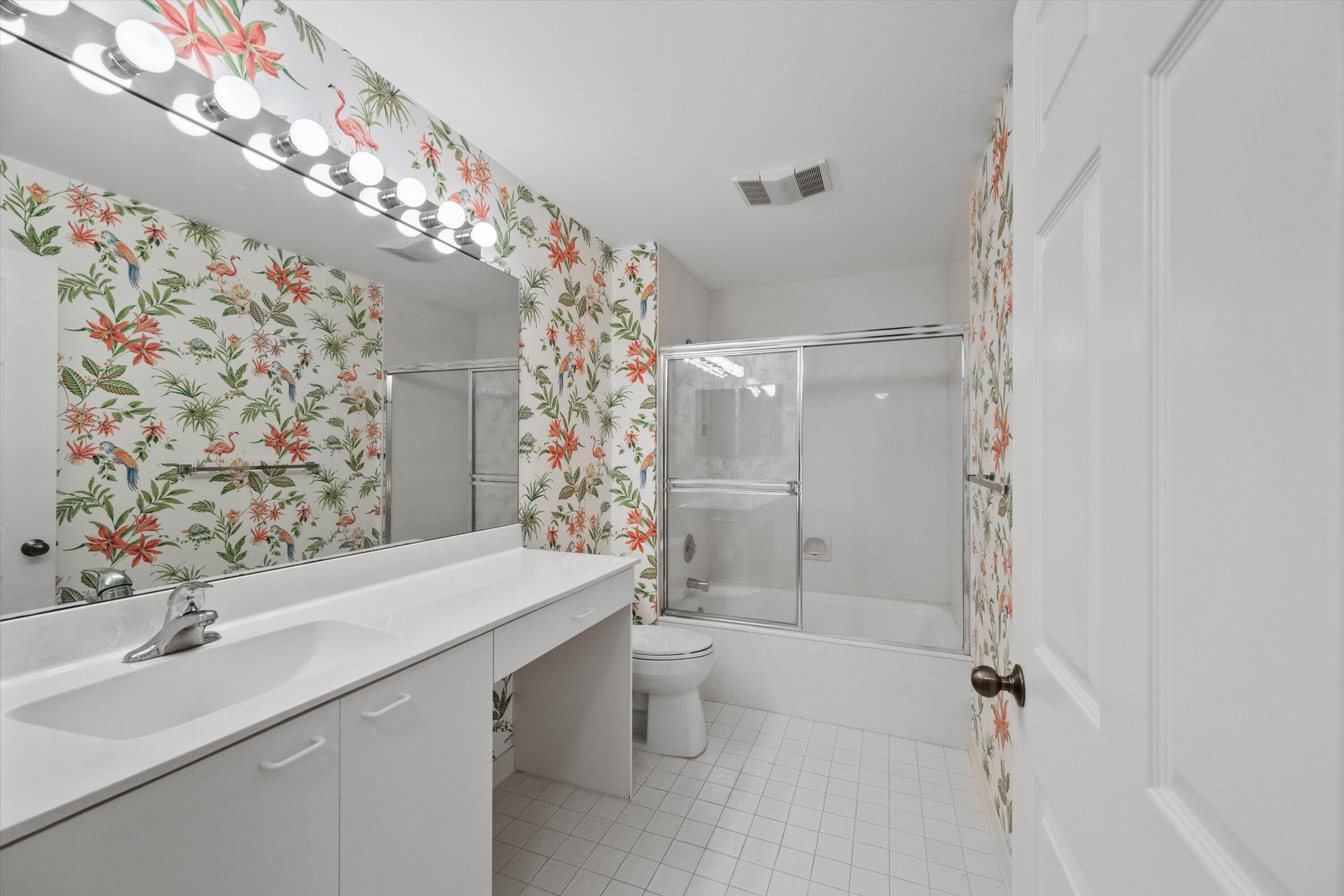 WEST BAY AT JONATHANS LANDING CONDO - Residential