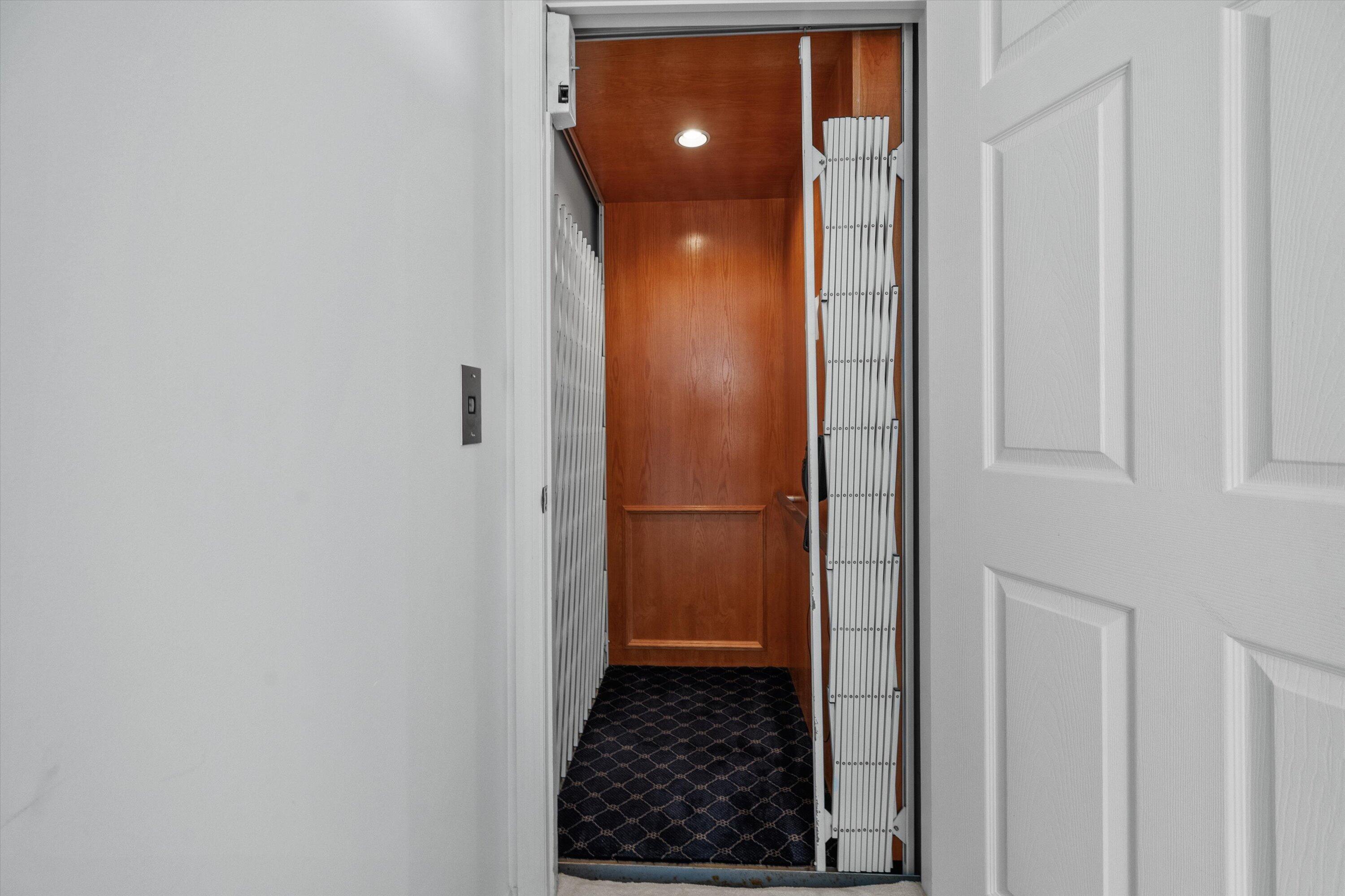 WEST BAY AT JONATHANS LANDING CONDO - Residential