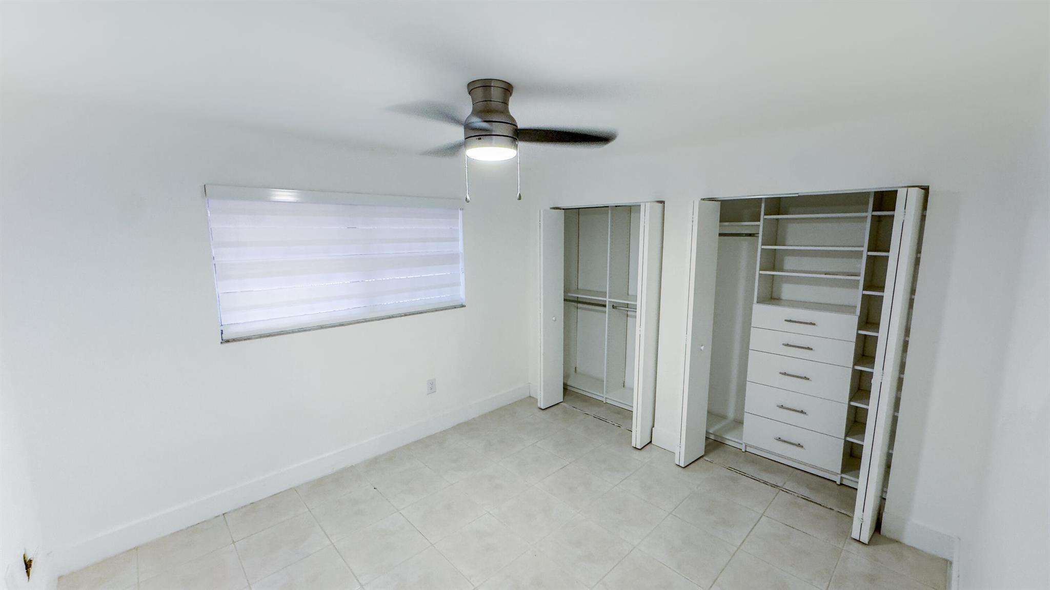 PALM-EAST GARDEN CONDOMIN - Residential