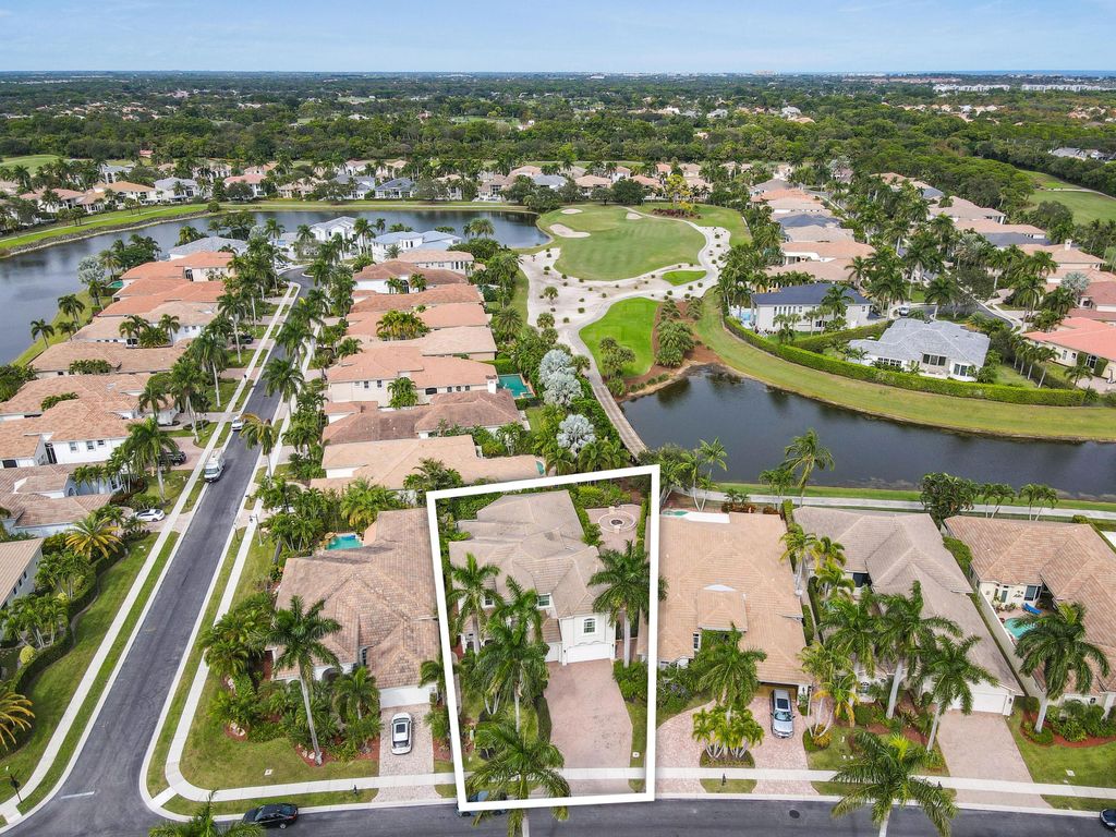 Photo of 521 Les Jardin Drive, Palm Beach Gardens, FL 33410 (MLS # R10936074)