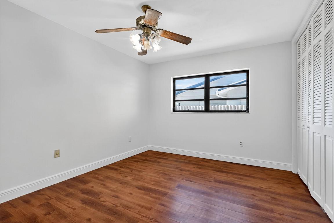 COUNTRY CLUB OF MIAMI ESTS SEC 4 - Residential