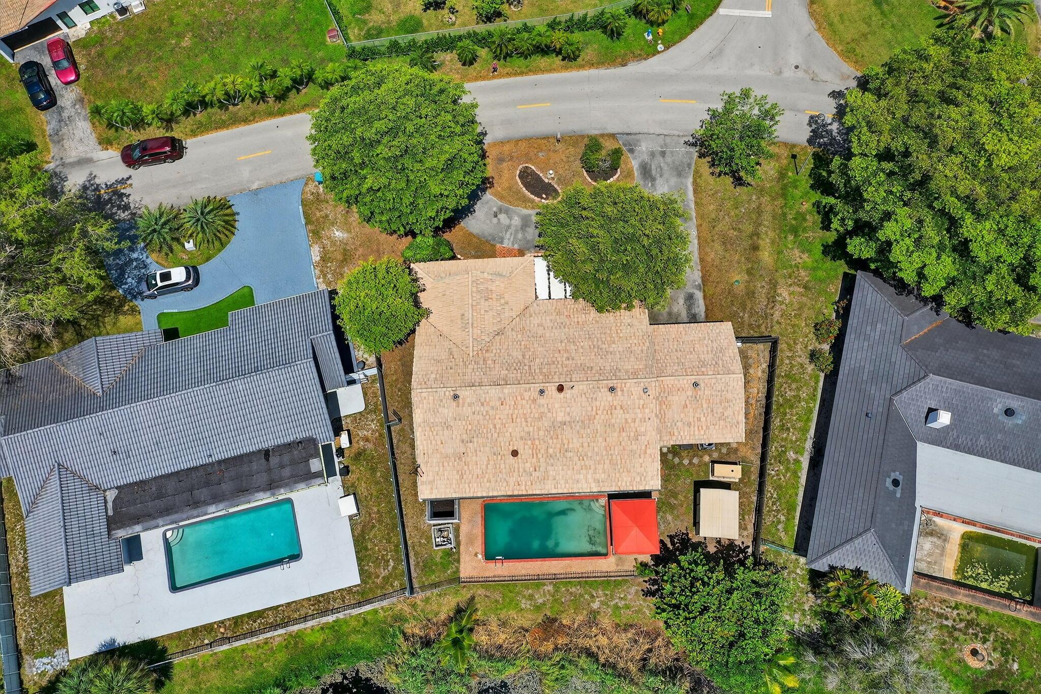 COUNTRY CLUB OF MIAMI EST - Residential