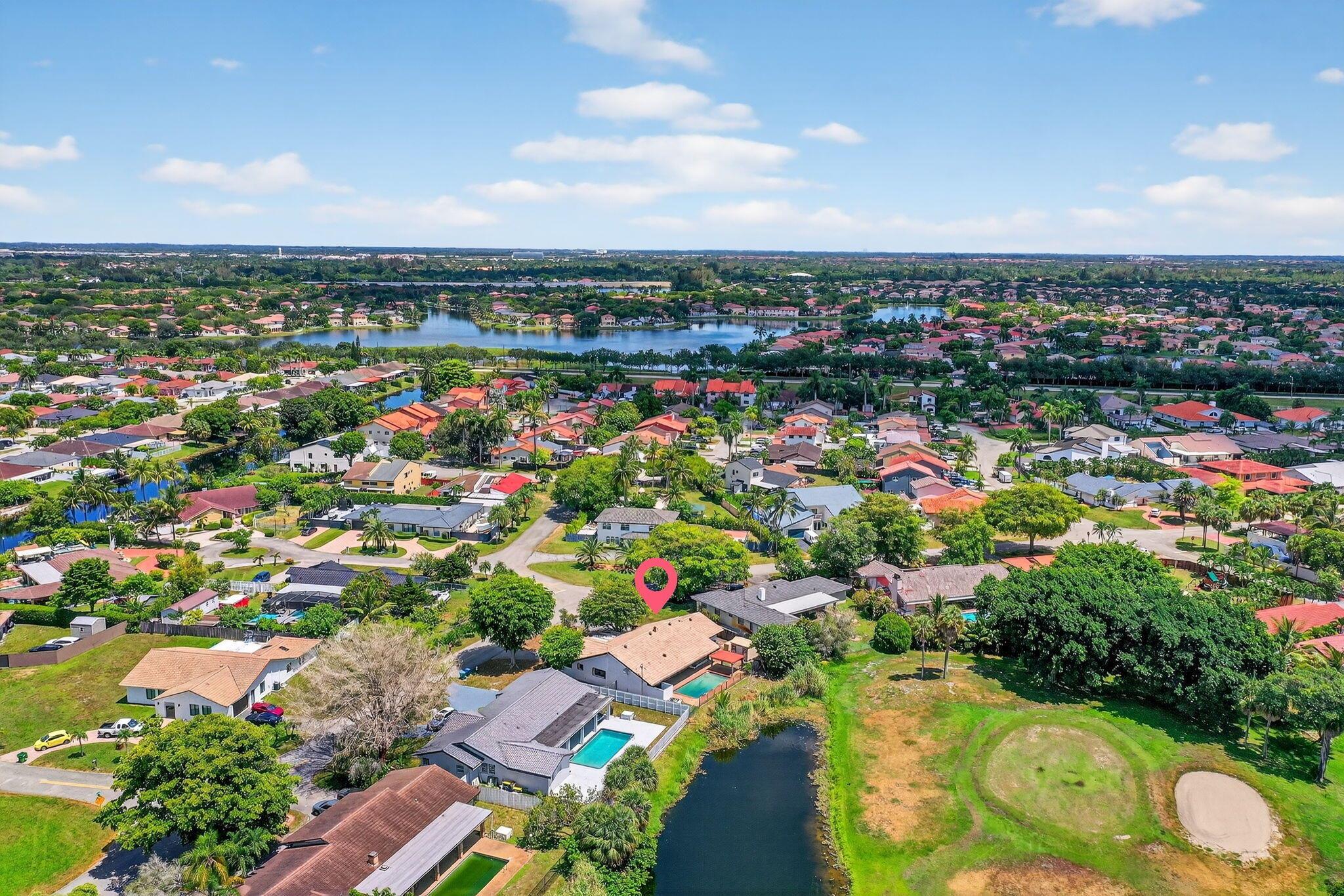 COUNTRY CLUB OF MIAMI EST - Residential
