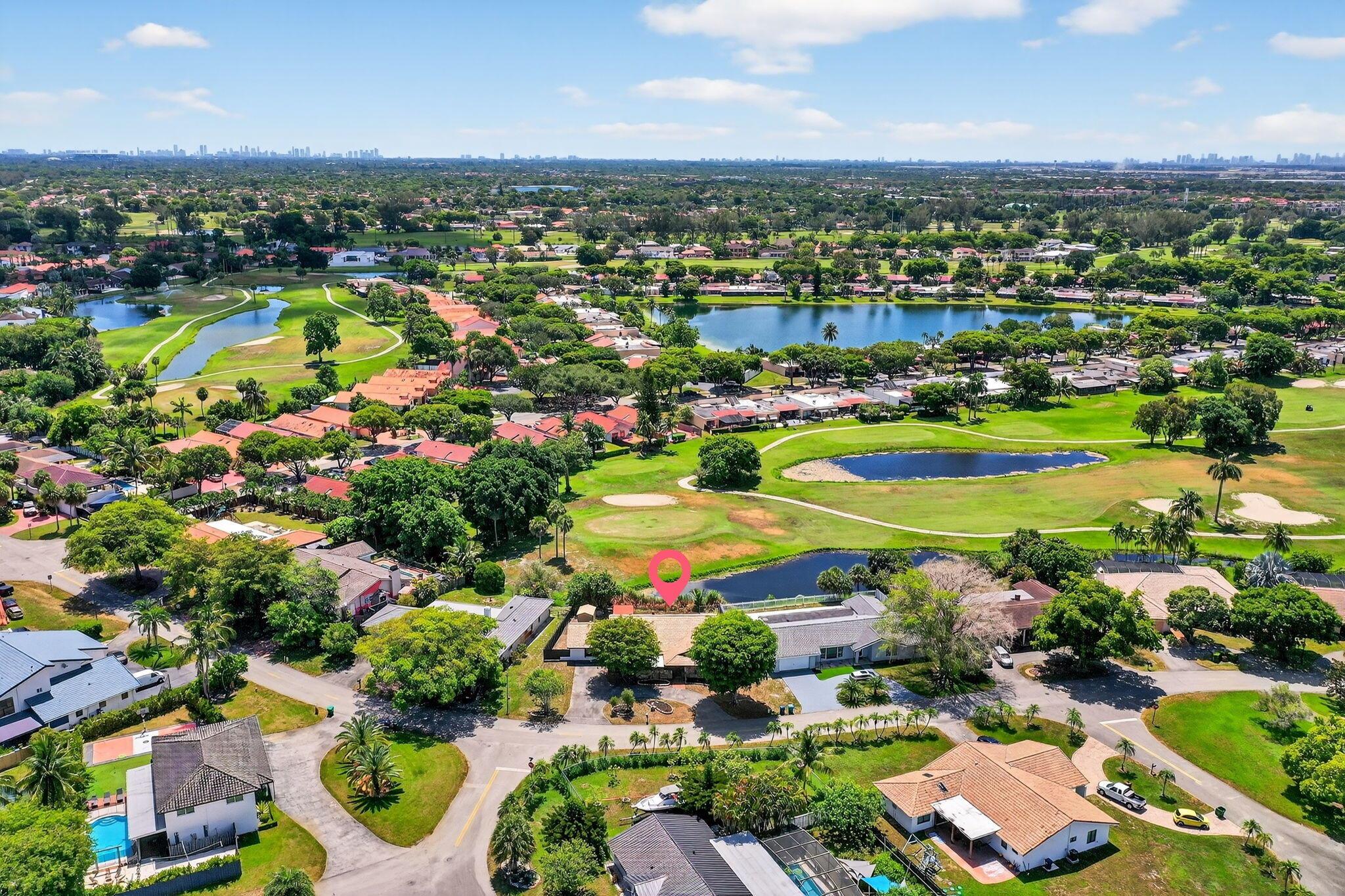 COUNTRY CLUB OF MIAMI EST - Residential