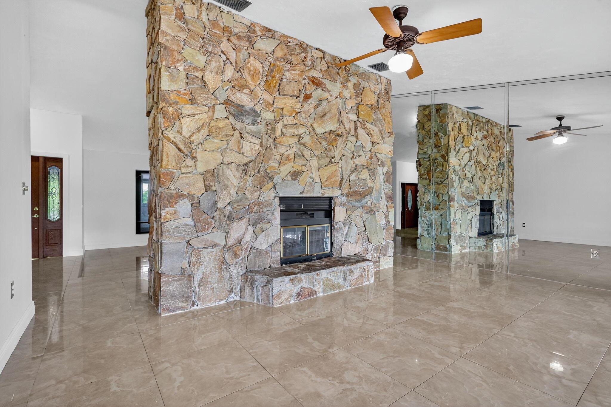 COUNTRY CLUB OF MIAMI EST - Residential