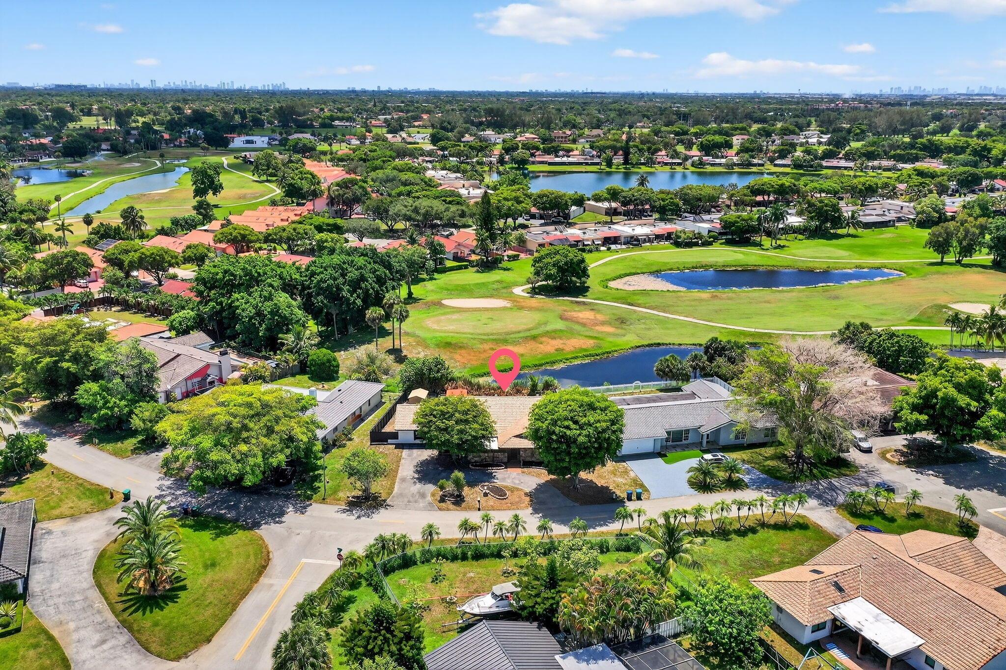 COUNTRY CLUB OF MIAMI EST - Residential