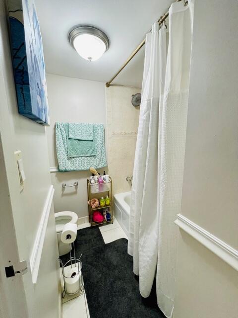 HERITAGE CIRCLE CONDO - Residential Lease