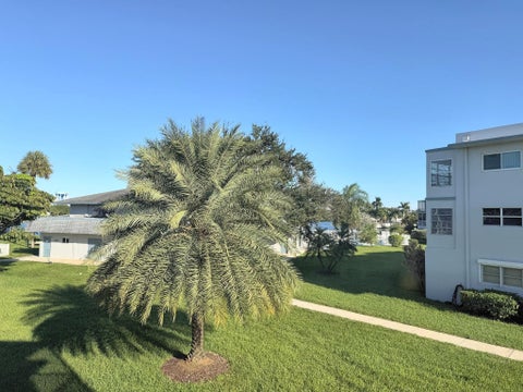 Tiny photo for 2309 PARK Lane #210, Hollywood, FL 33021 (MLS # B26089346)