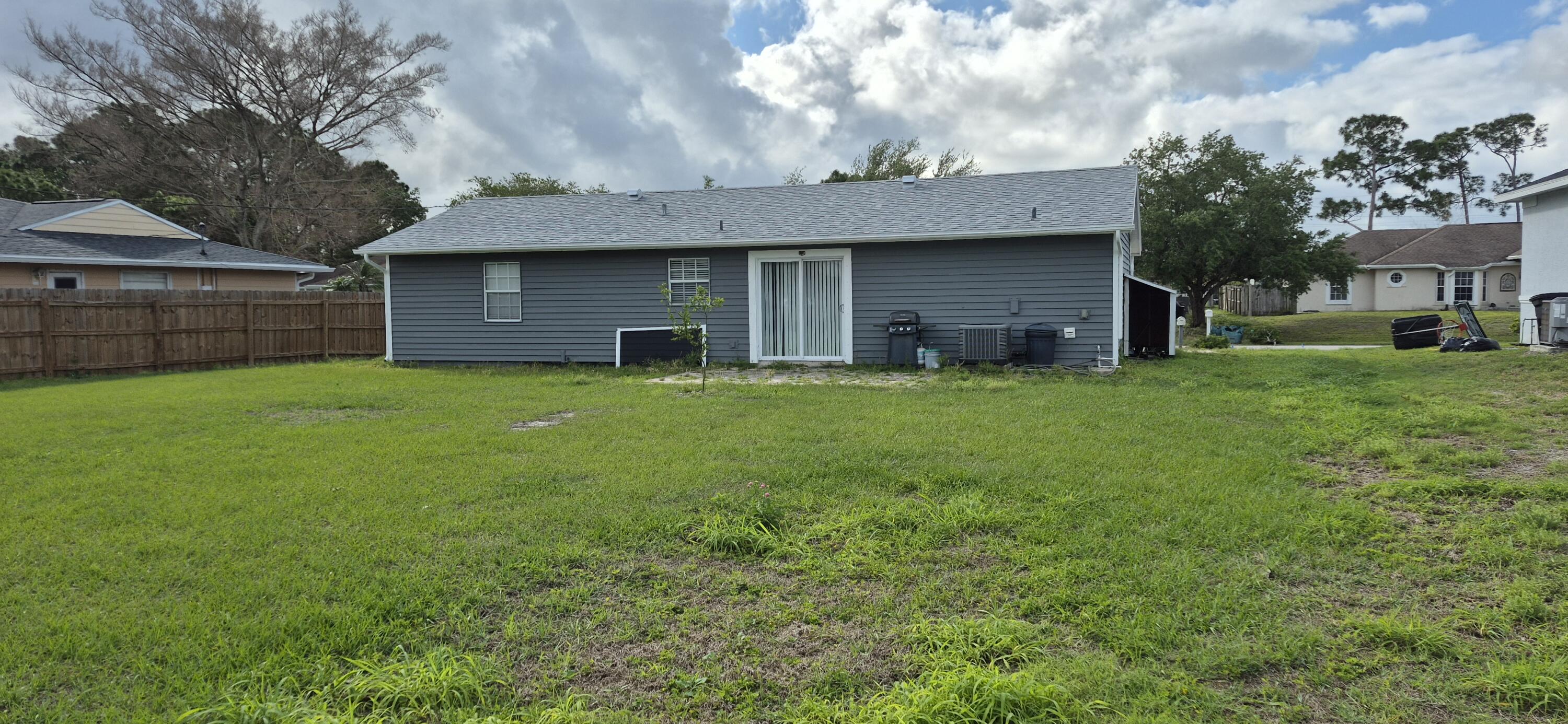 PORT ST LUCIE SECTION 9 - Residential