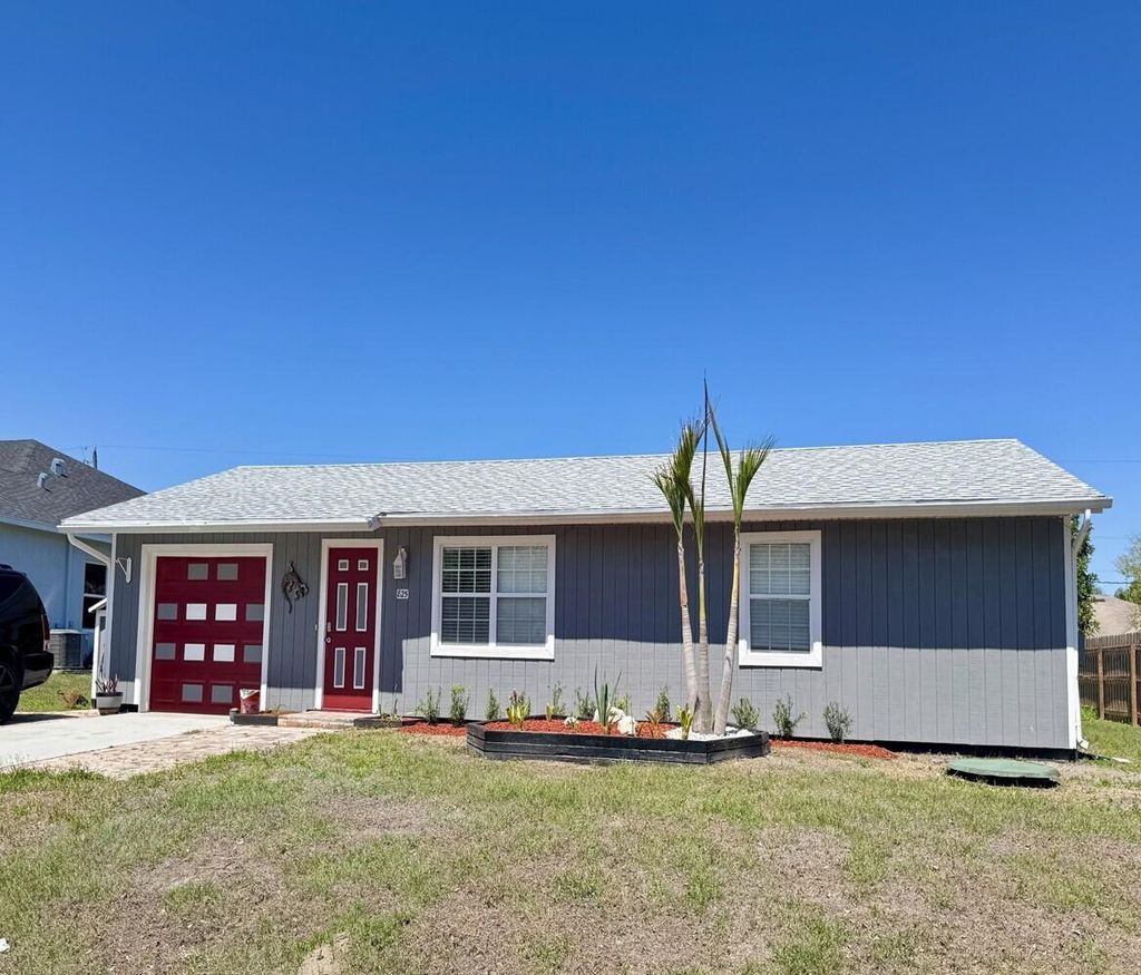 Photo of 825 SW Canary Terrace, Port Saint Lucie, FL 34953 (MLS # B26017685)
