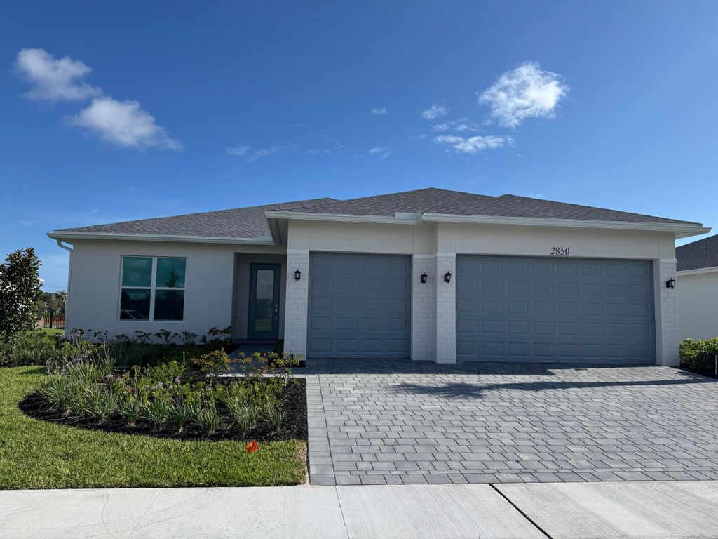 Photo of 2850 68th Street, Vero Beach, FL 32967 (MLS # B26037751)