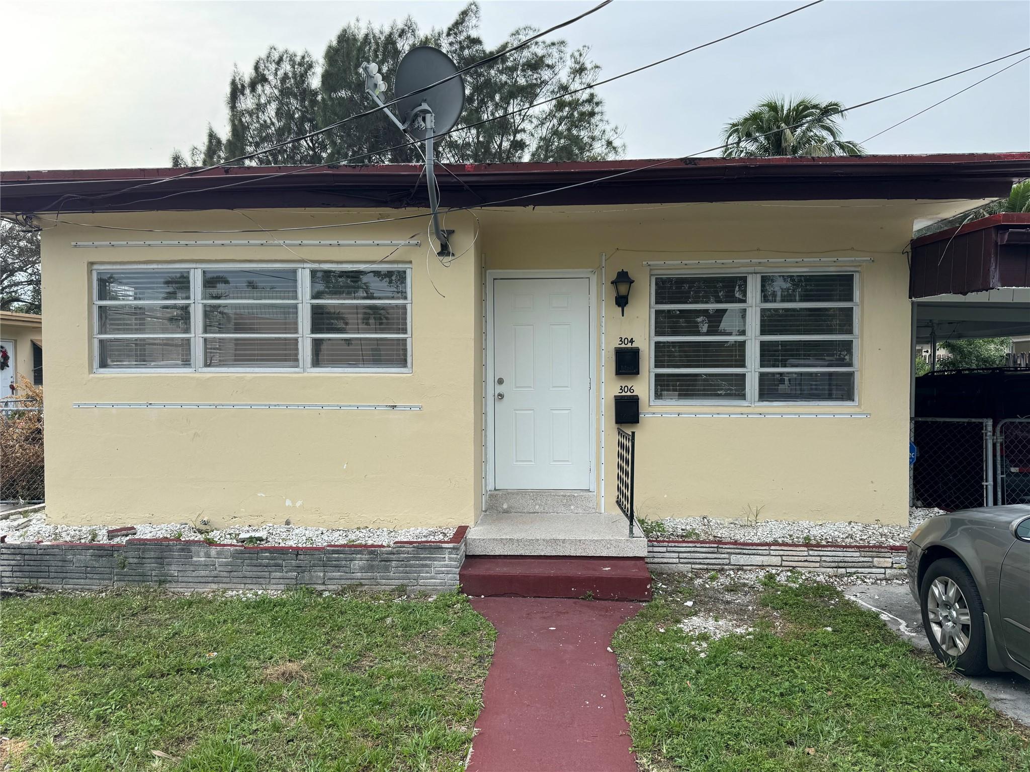 HALLANDALE PARK NO 3 6-7 - Residential Lease