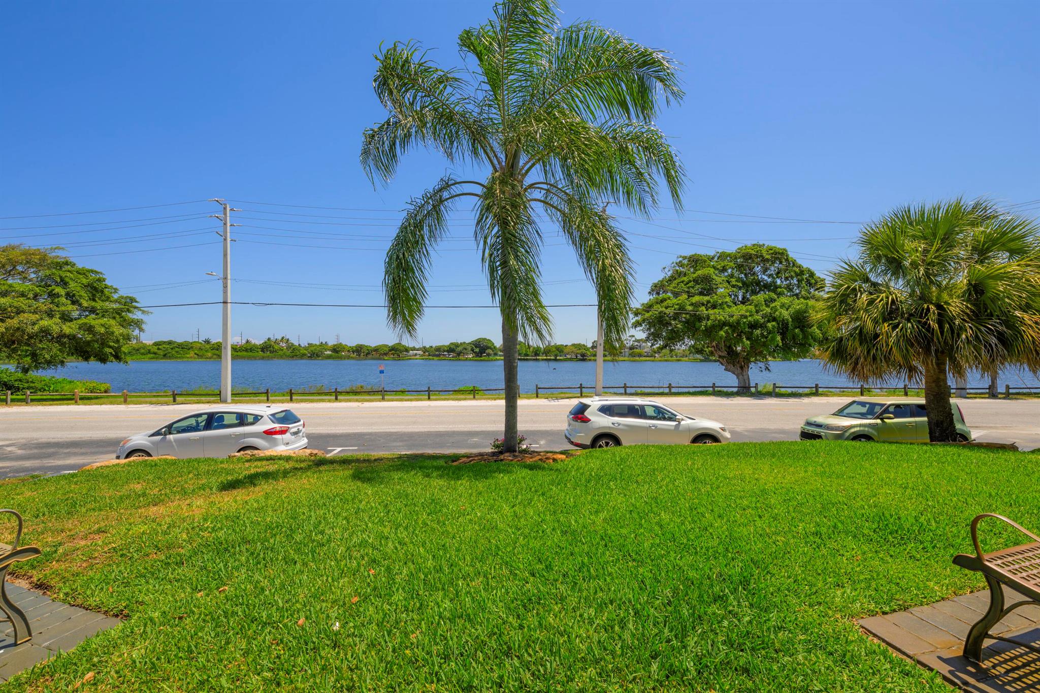 302 Lake Osborne Drive 4