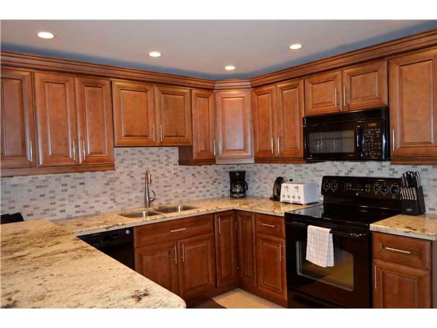 BEAUTIFUL ONE BEDROOM ONE AND HALF BATHROOM APARTMENT WITH BEAUTIFUL NORTHEAST OCEAN VIEW. VERY NICE POOL DECK WITH ADJECENT BBQ AREA. FITNESS CENTER. WASHER AND DRYER IN UNIT.