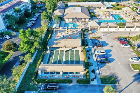 Tiny photo for 3005 Portofino Isle #M2, Coconut Creek, FL 33066 (MLS # B26029501)