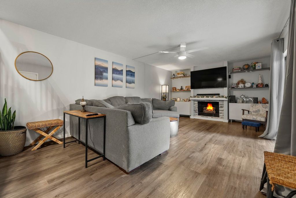 Photo of 1426 14th Court, Palm Beach Gardens, FL 33410 (MLS # R11030714)