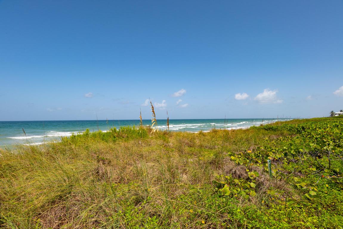 BEACHWOOD VILLAS CONDO - Residential