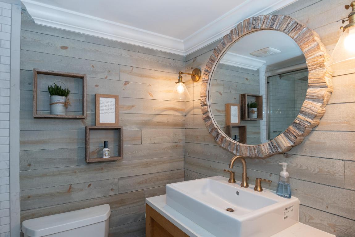 BEACHWOOD VILLAS CONDO - Residential