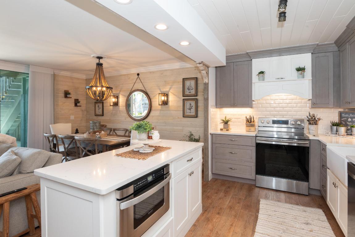 BEACHWOOD VILLAS CONDO - Residential