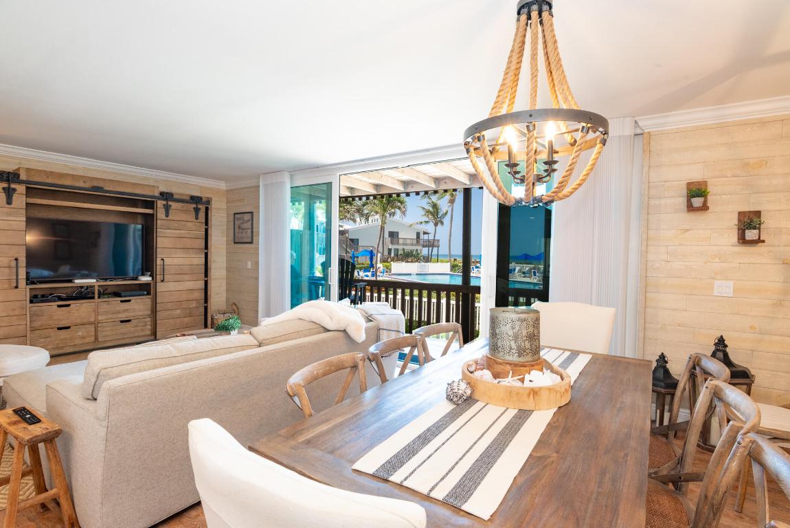 BEACHWOOD VILLAS CONDO - Residential