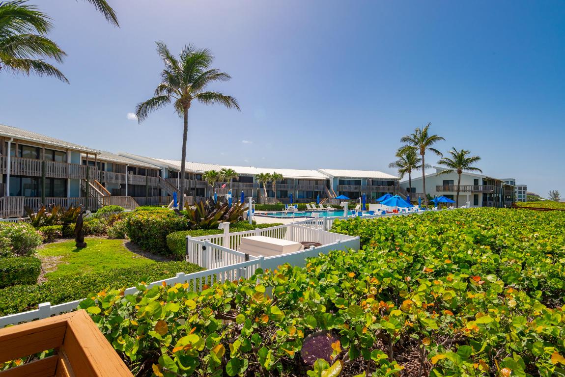 BEACHWOOD VILLAS CONDO - Residential