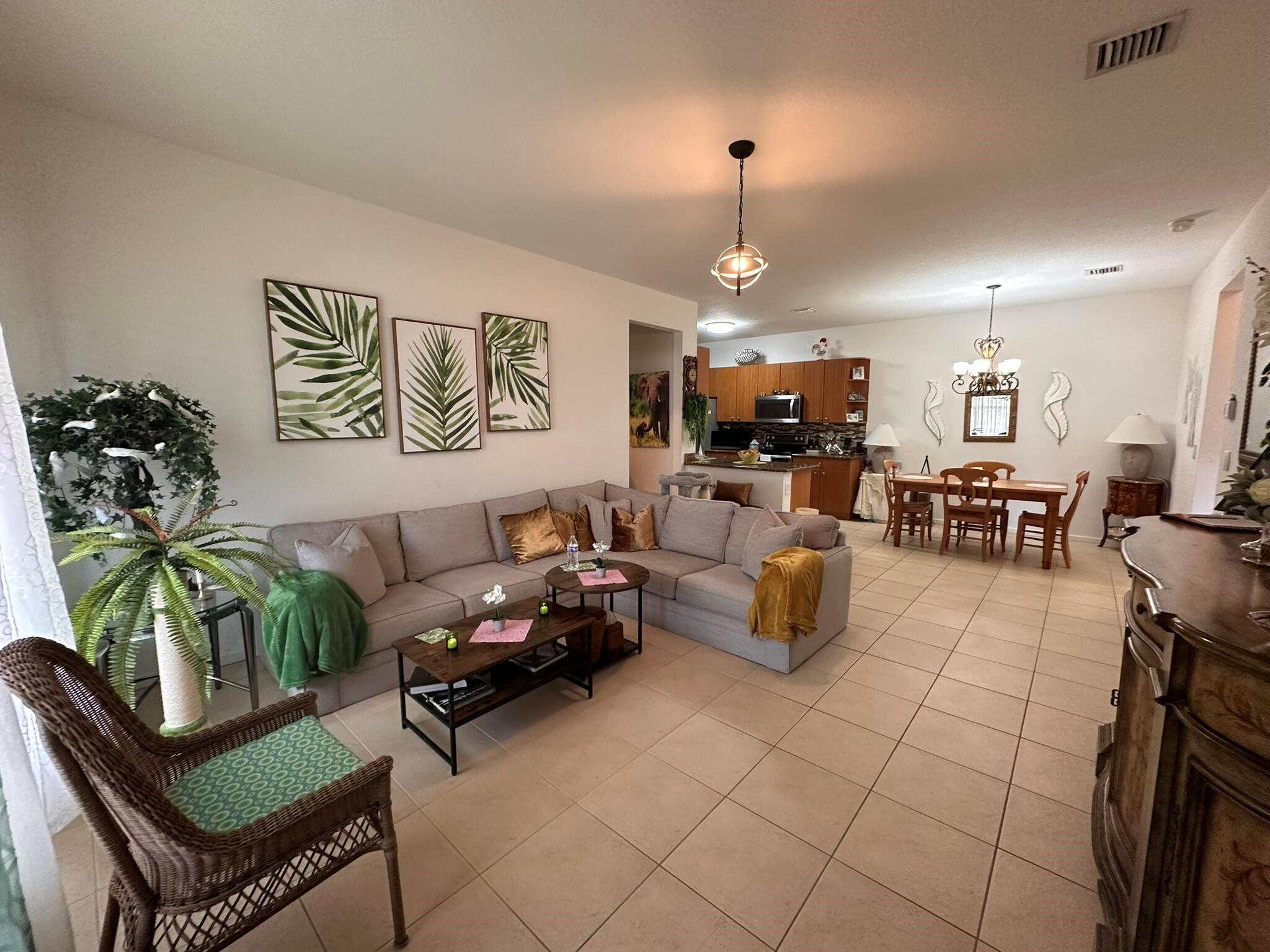 ROSEMONT CONDO - Residential Lease