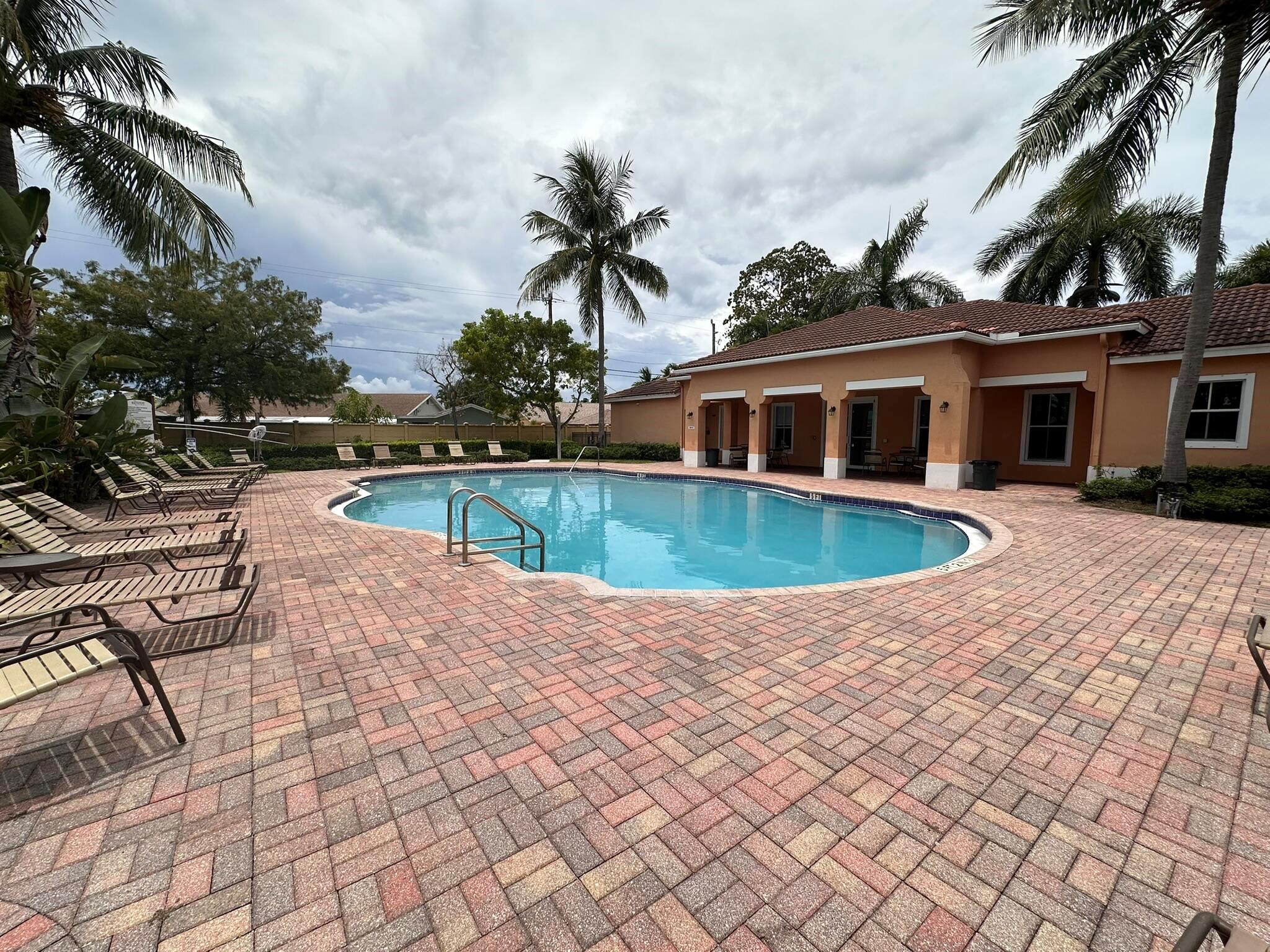 ROSEMONT CONDO - Residential Lease