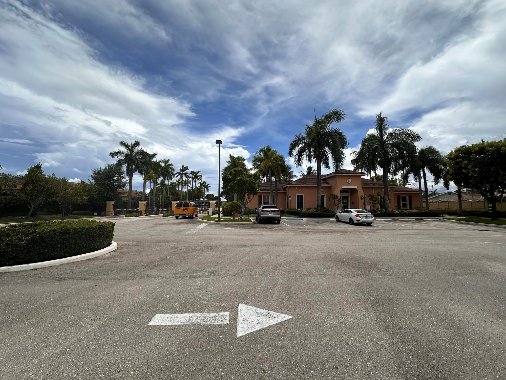 ROSEMONT CONDO - Residential Lease