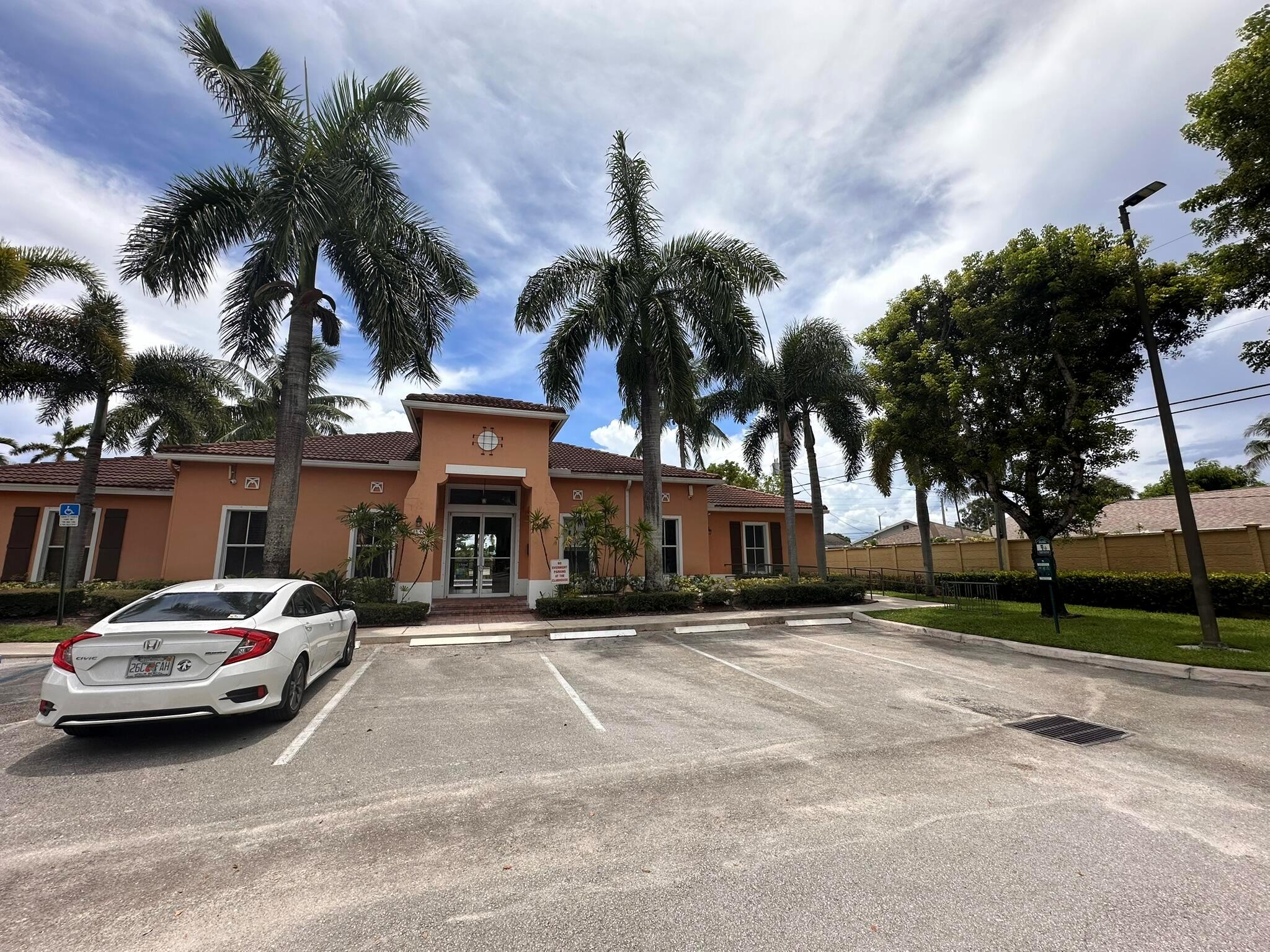 ROSEMONT CONDO - Residential Lease