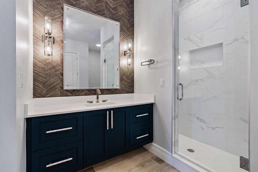 SHADOWLAWN IN - Residential