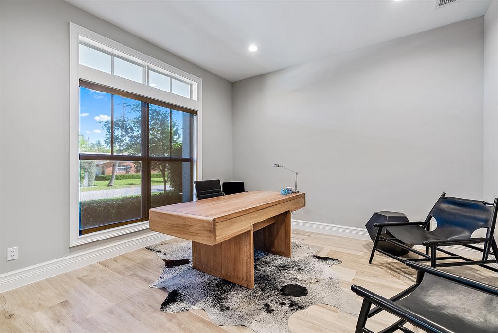 SHADOWLAWN IN - Residential