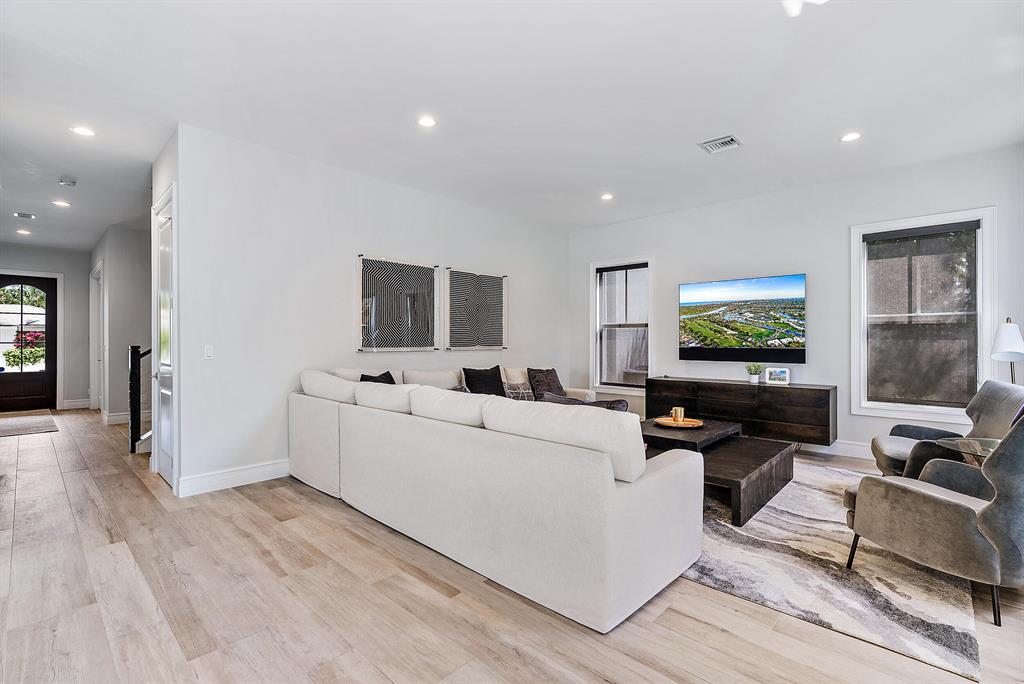 SHADOWLAWN IN - Residential