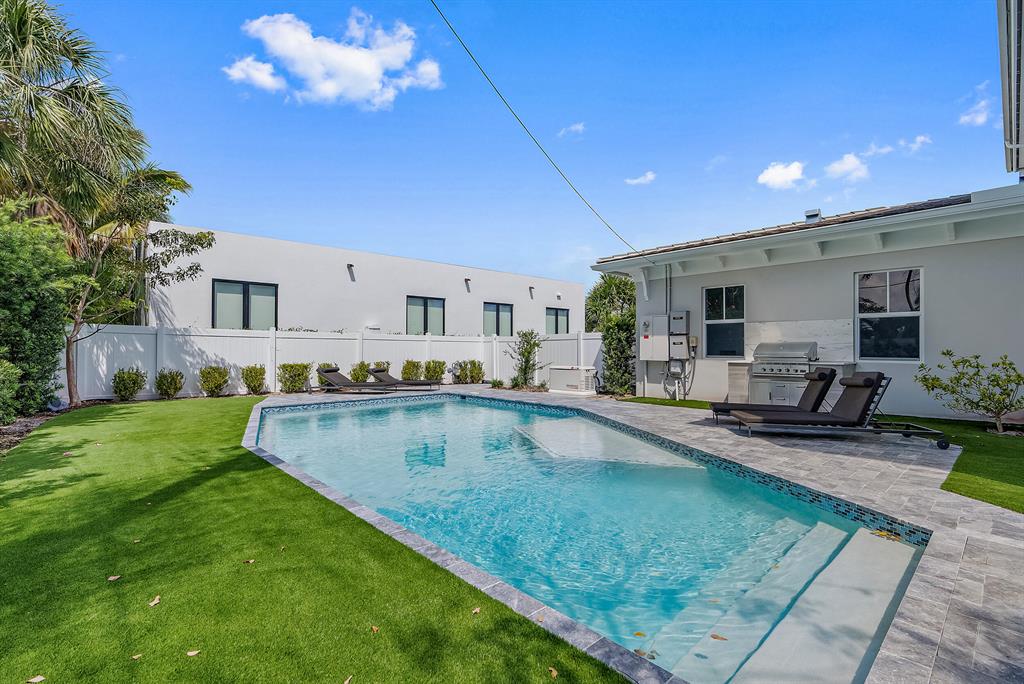 SHADOWLAWN IN - Residential