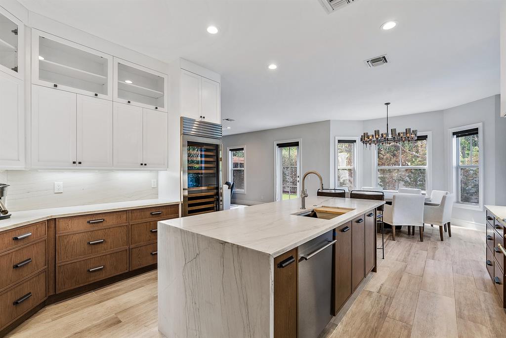 SHADOWLAWN IN - Residential