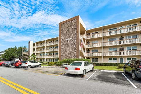Tiny photo for 1027 Farnham O #1027, Deerfield Beach, FL 33442 (MLS # B26023120)