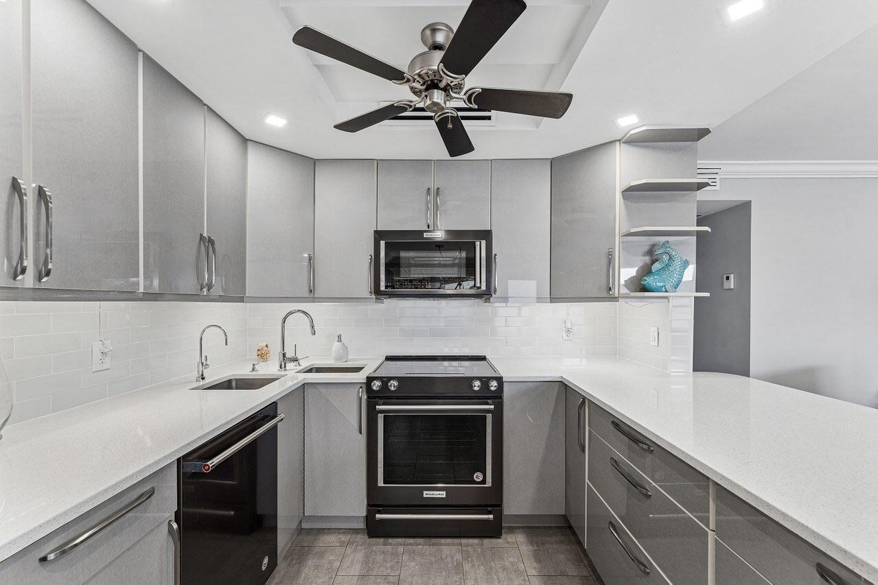 FARNHAM O CONDO - Residential